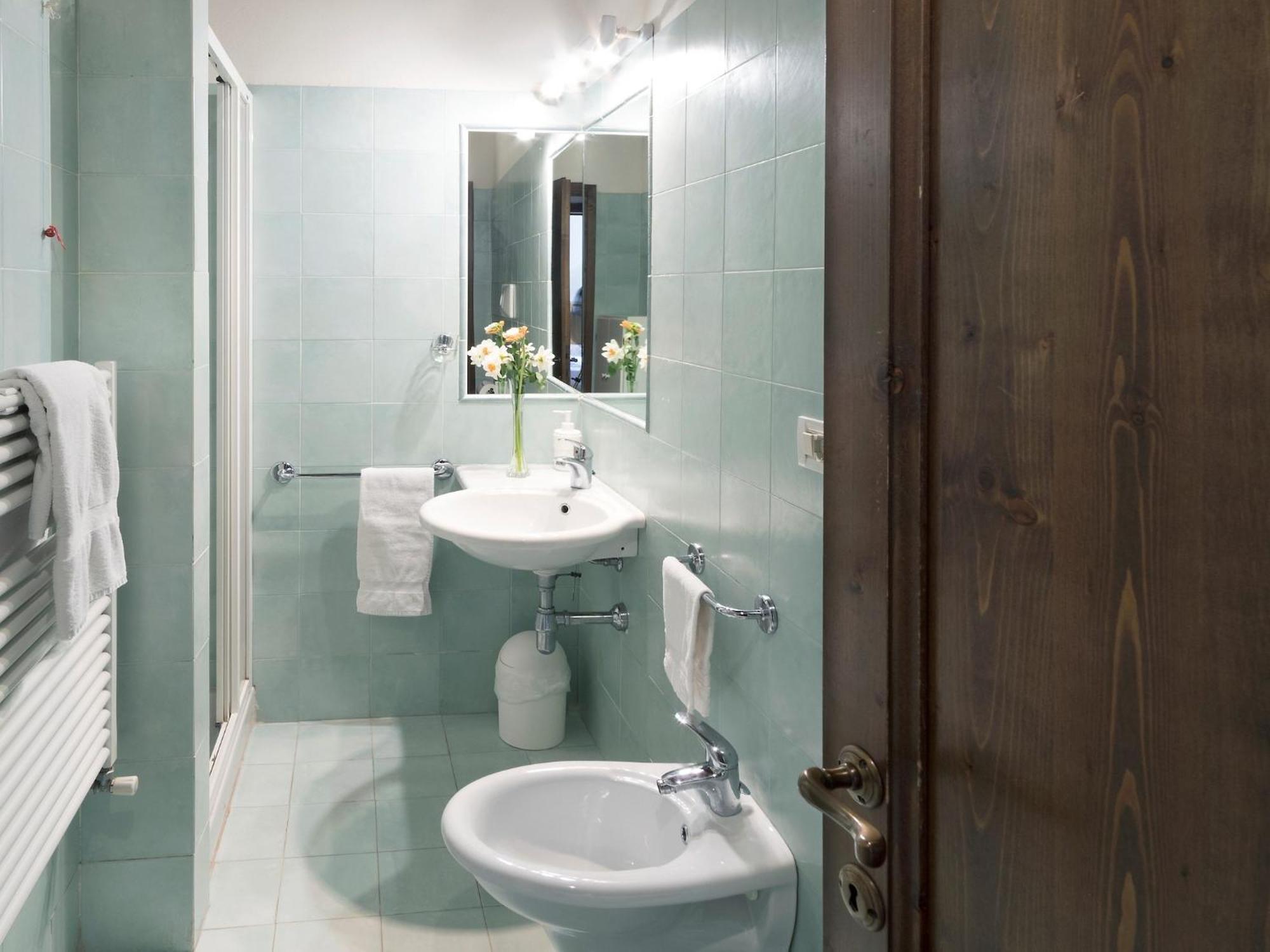 Pleasant Apartment With Swimming Pool Garden Bbq Parking Lucolena in Chianti Exteriör bild