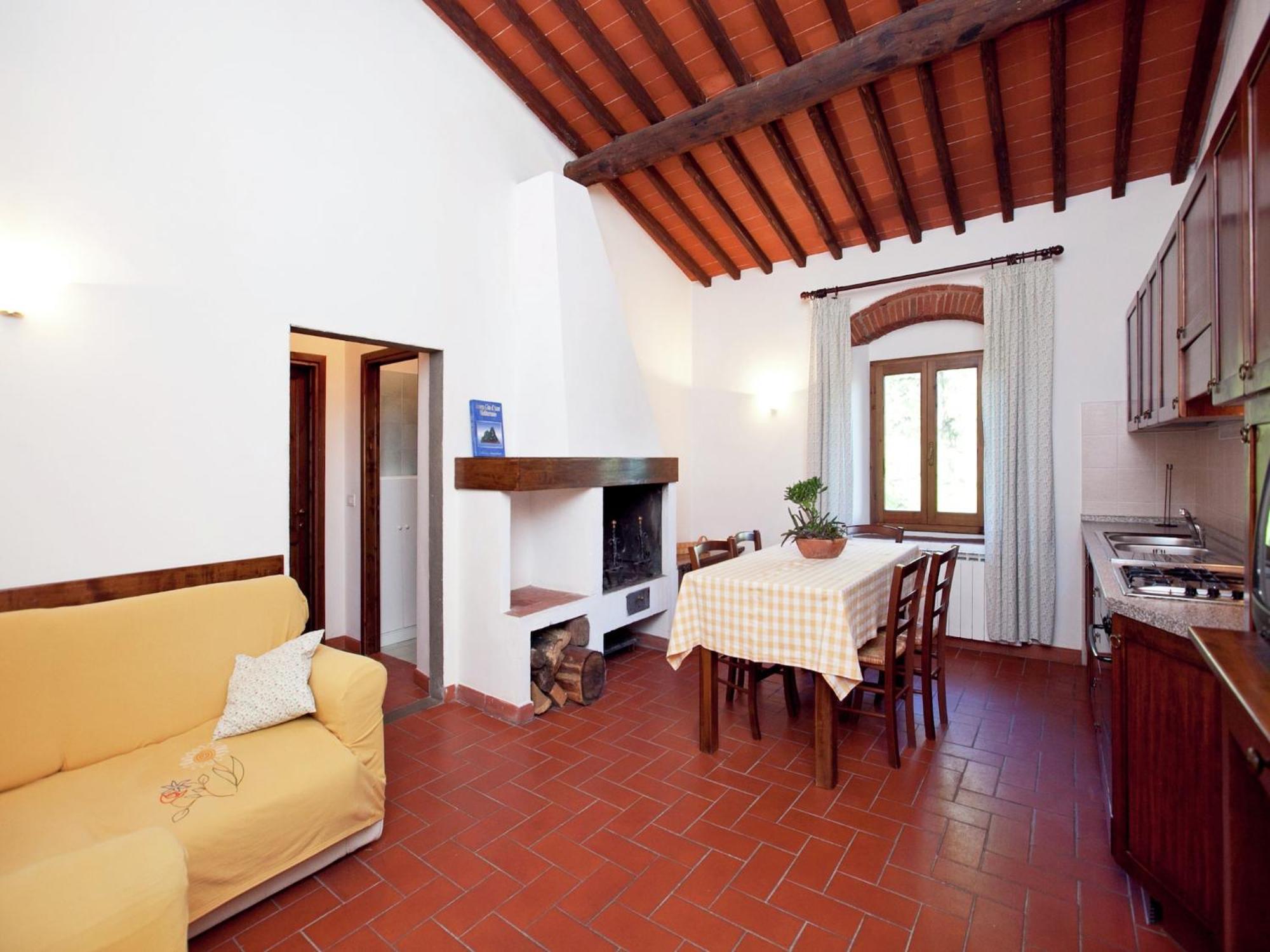 Pleasant Apartment With Swimming Pool Garden Bbq Parking Lucolena in Chianti Exteriör bild