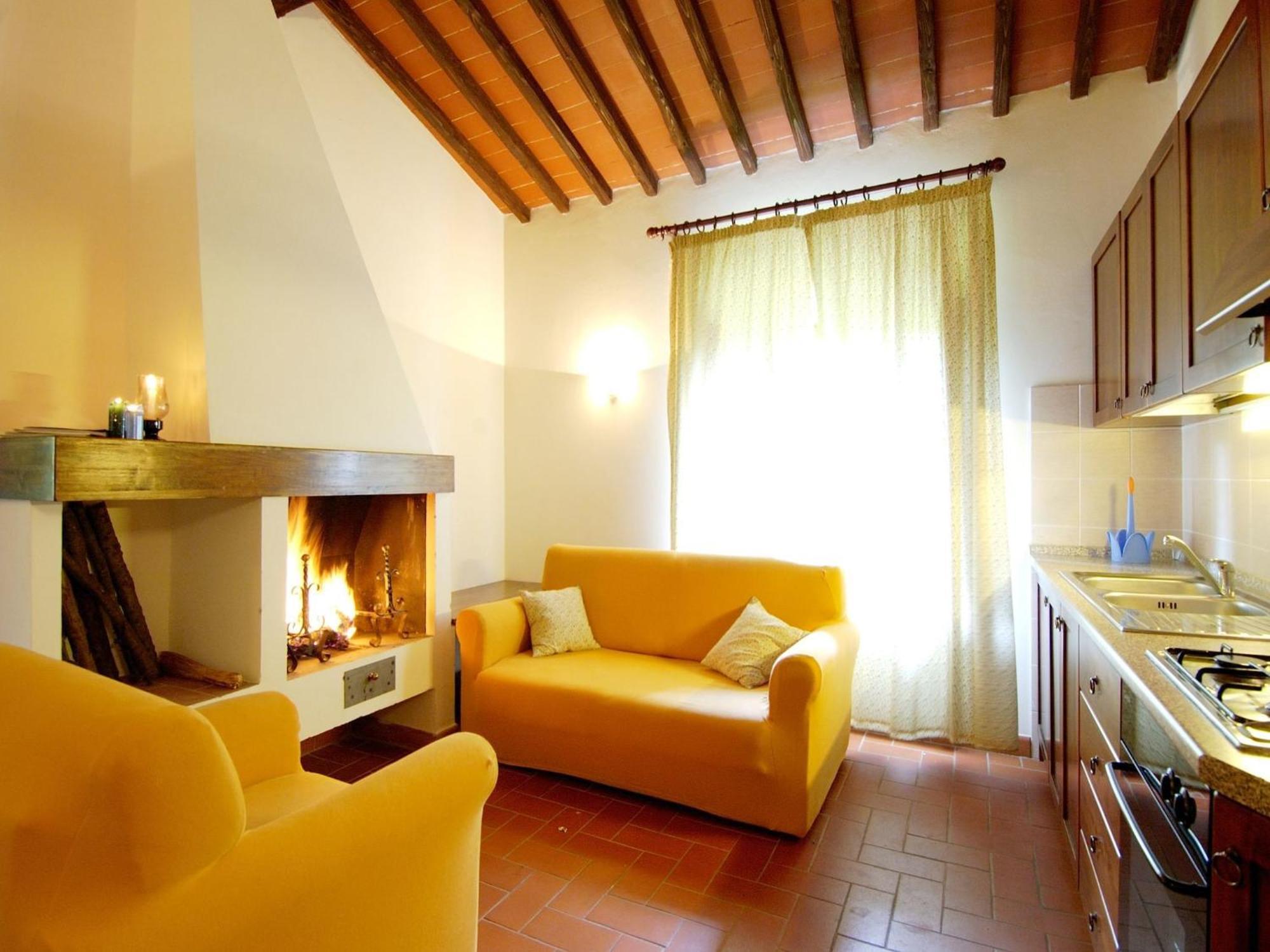 Pleasant Apartment With Swimming Pool Garden Bbq Parking Lucolena in Chianti Exteriör bild