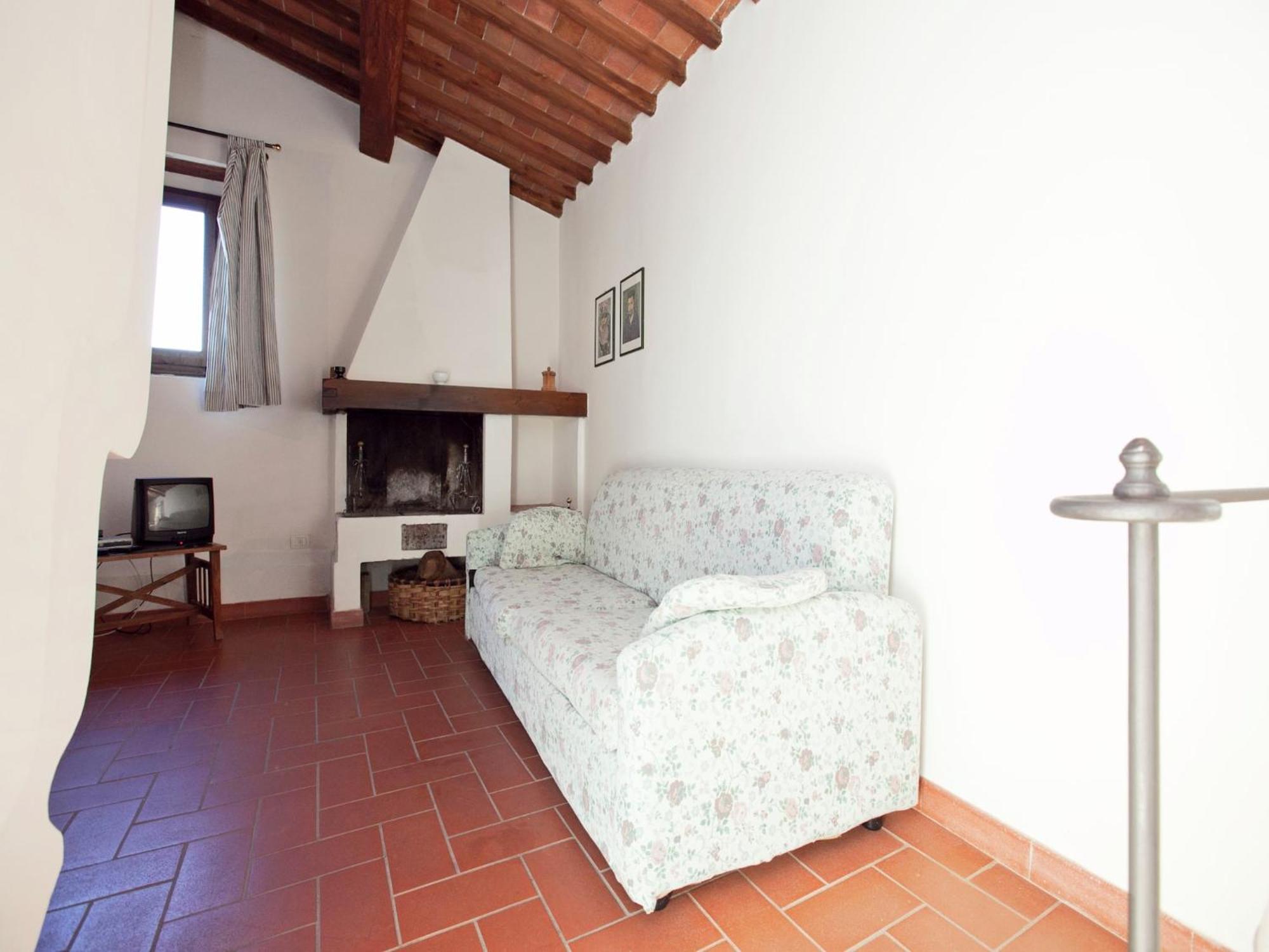 Pleasant Apartment With Swimming Pool Garden Bbq Parking Lucolena in Chianti Exteriör bild