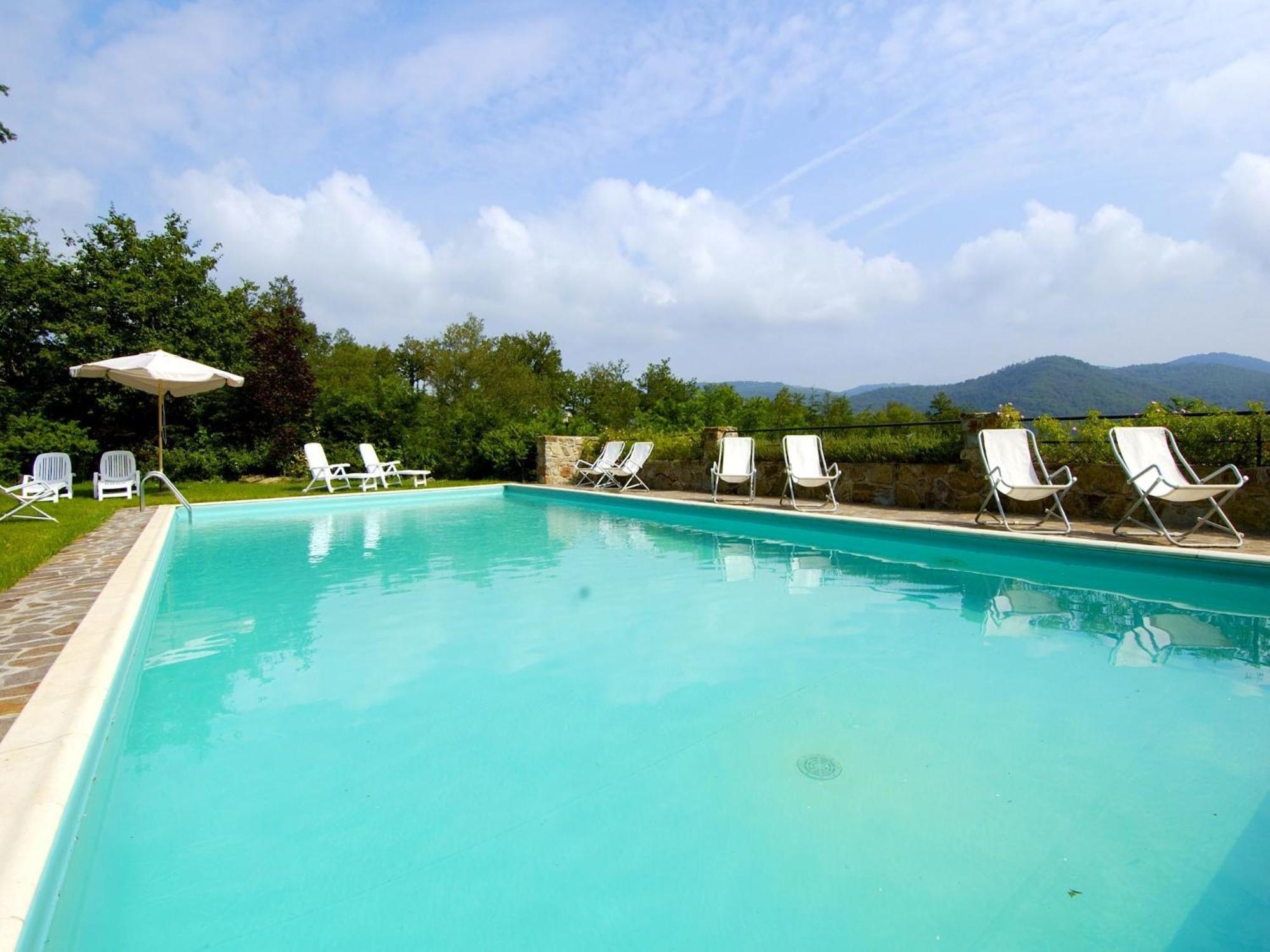 Pleasant Apartment With Swimming Pool Garden Bbq Parking Lucolena in Chianti Exteriör bild