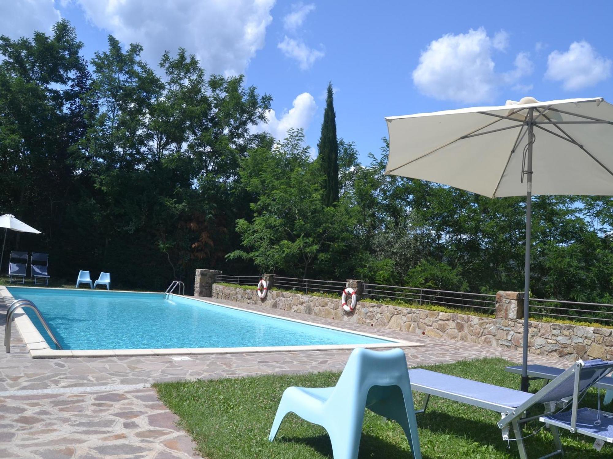 Pleasant Apartment With Swimming Pool Garden Bbq Parking Lucolena in Chianti Exteriör bild