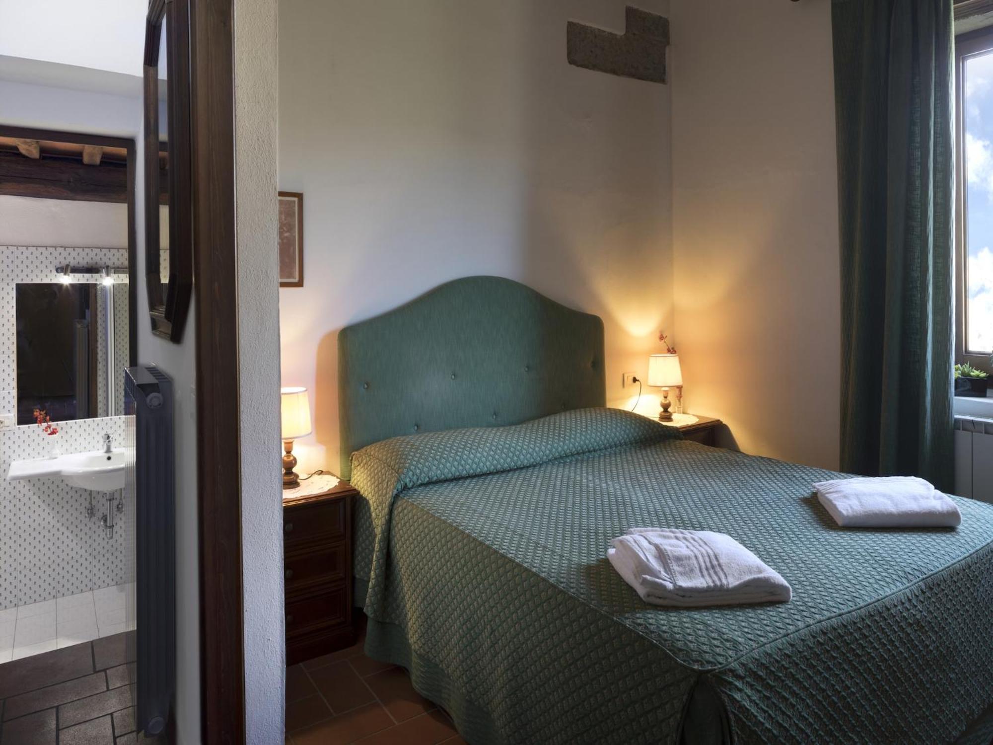 Pleasant Apartment With Swimming Pool Garden Bbq Parking Lucolena in Chianti Exteriör bild