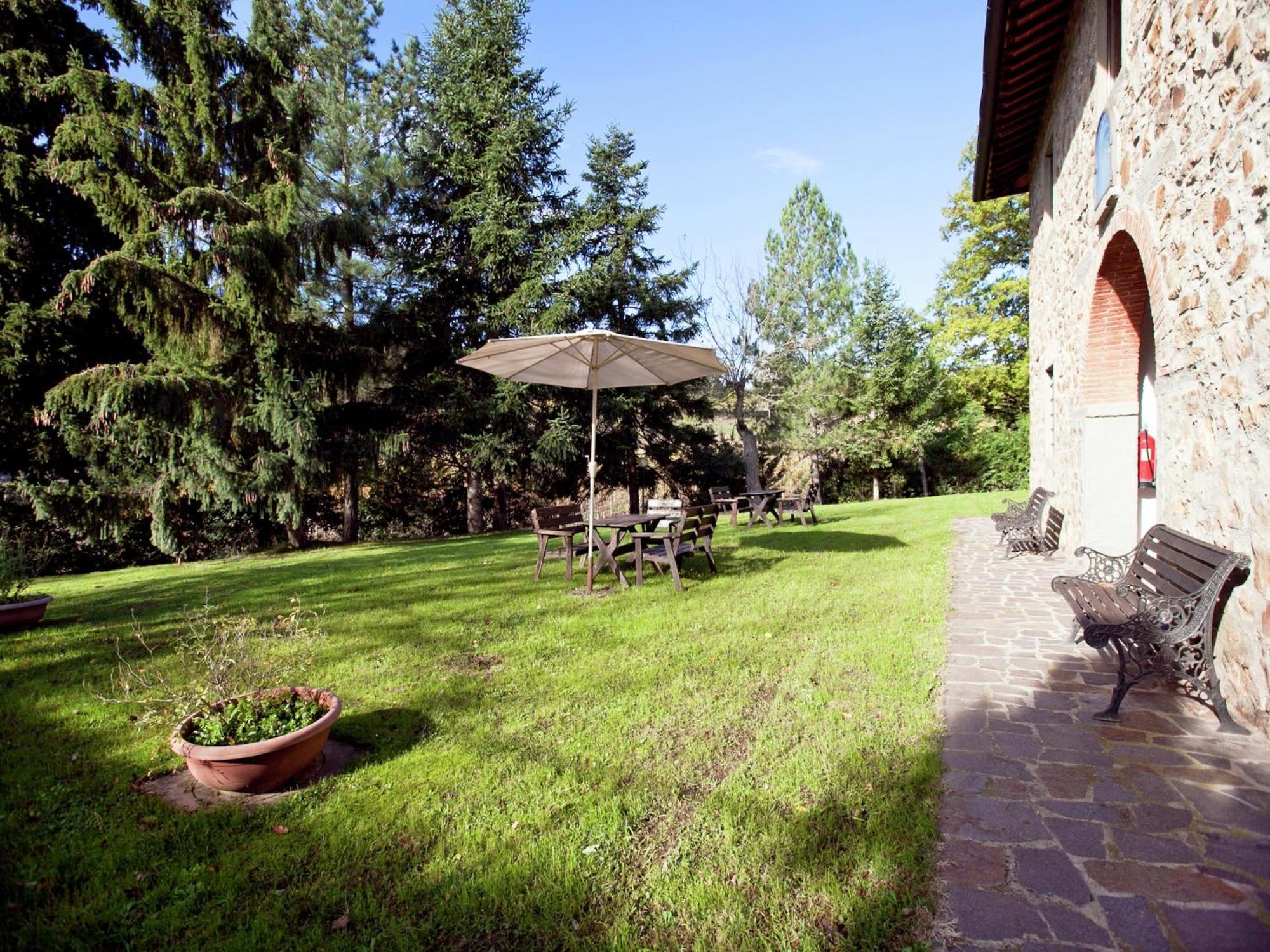 Pleasant Apartment With Swimming Pool Garden Bbq Parking Lucolena in Chianti Exteriör bild